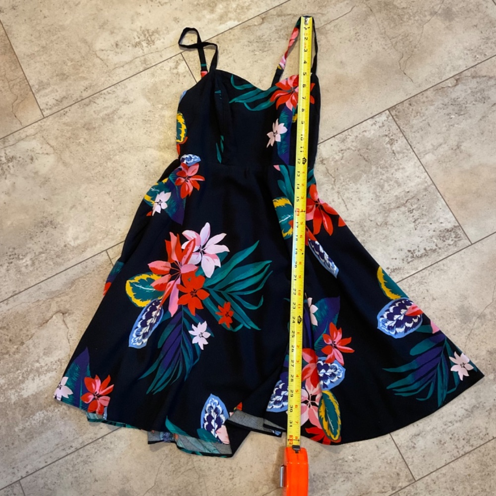 Old Navy Cami Black Floral Dress Sz XS Smocked Back Spaghetti Straps - Picture 9 of 13